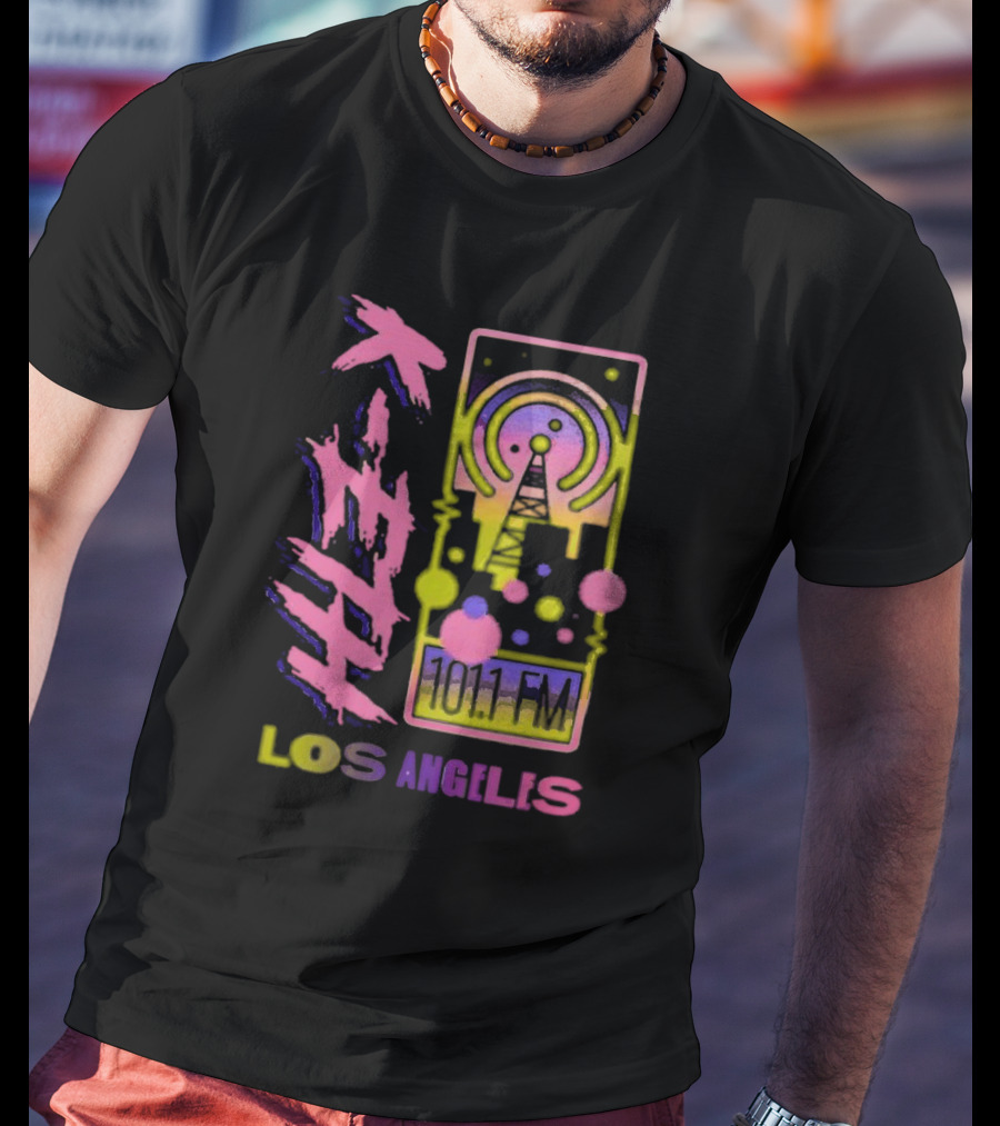 K-ETH 101.1 FM Los Angeles Radio Tower Neon Design Teddy Fresh T-Shirt
