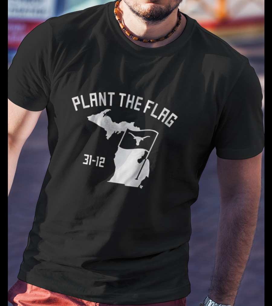 Plant The Flag 31-12 Texas Longhorns Outline T-Shirt