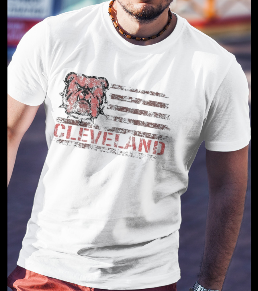 Cleveland Ohio Retro Vintage Classic Patriotic Bulldog Flag T-Shirt