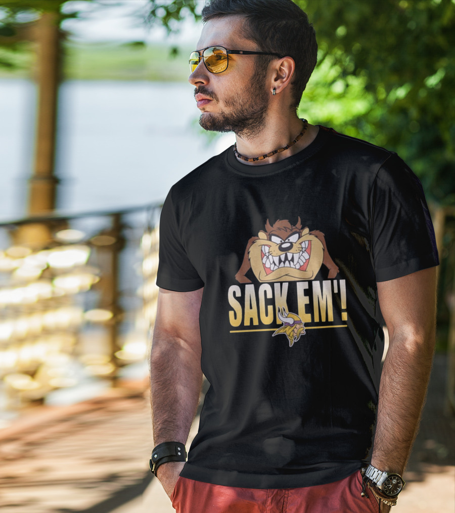 Looney Tunes Taz Sack Em’ Minnesota Vikings NFL T-Shirt