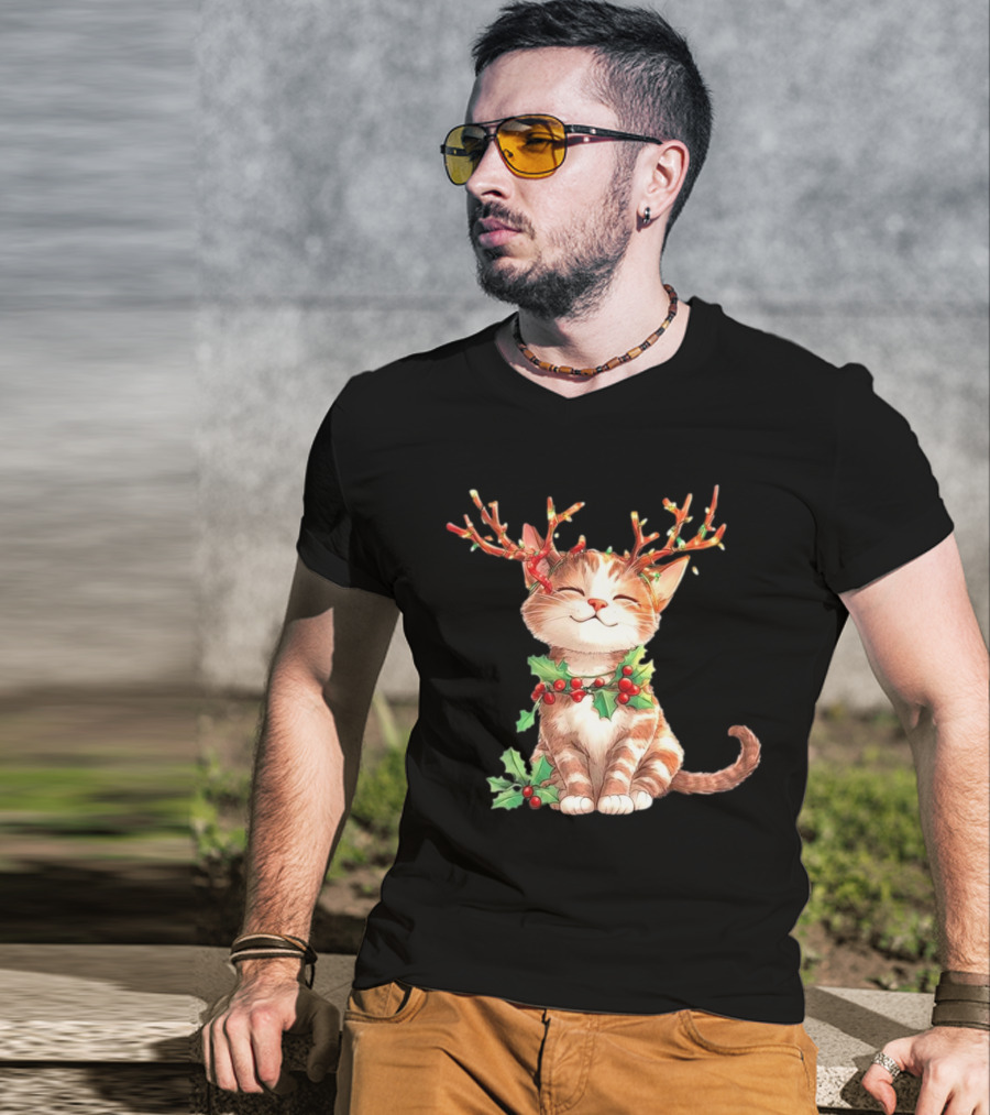 Cute Cat With Reindeer Antlers And Christmas Tree Lights T-Shirt
