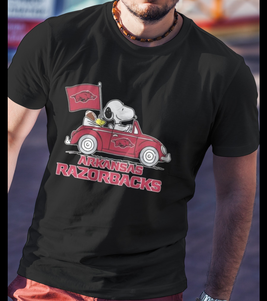 Snoopy And Woodstock Driving Car With Arkansas Razorbacks Flag T-Shirt