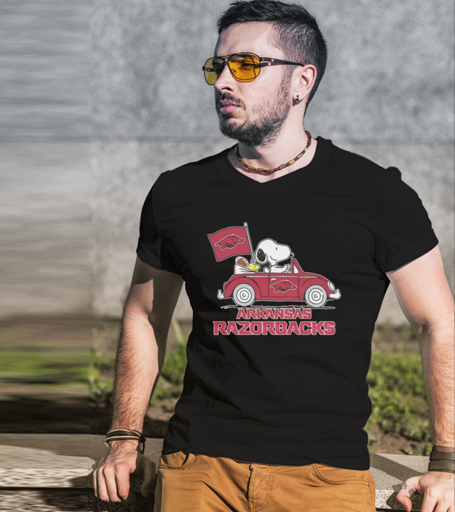 Snoopy And Woodstock Driving Car With Arkansas Razorbacks Flag T-Shirt