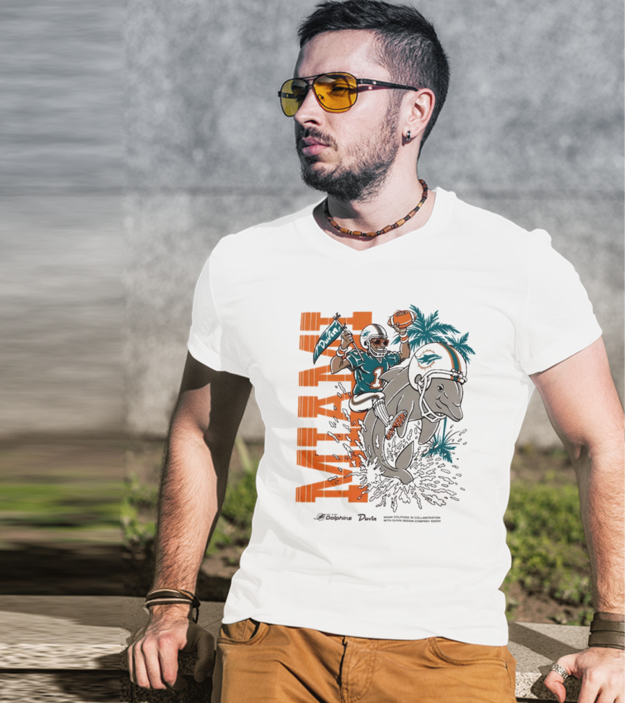 Duvin X Miami Dolphins Miami Flippin' Time With Dolphins Football And Palm Trees T-Shirt