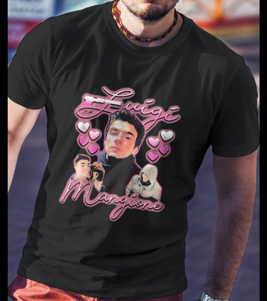 Free Luigi Mangione Heart Pink Hearts Surround T-Shirt