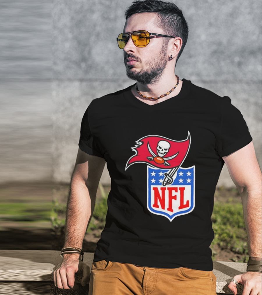 Tampa Bay Buccaneers NFL Collaboration Logo With Pirate Flag And Shield T-Shirt
