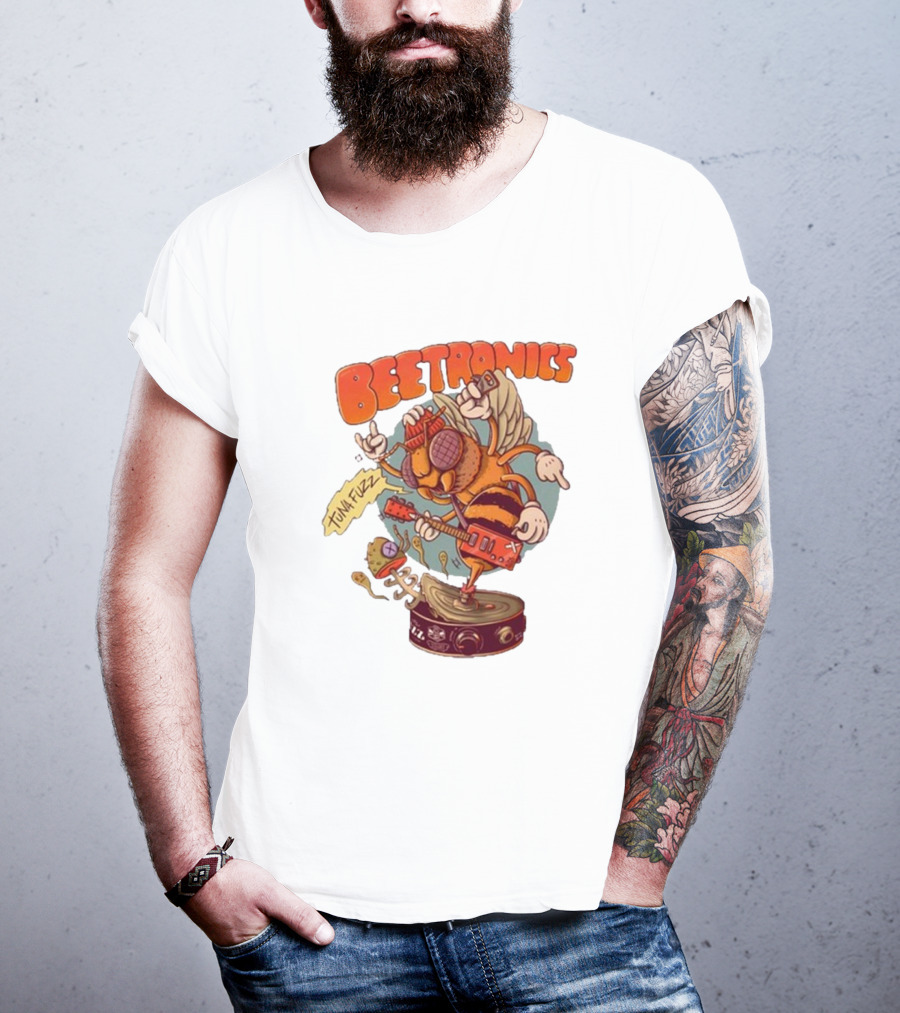 Beetronics Tuna Fuzz Rocking Bee On Amplifier T-Shirt