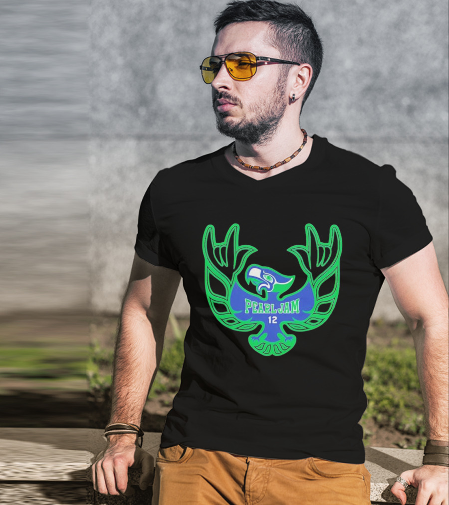 Pearl Jam 12 Seahawks Fan Emblem T-Shirt