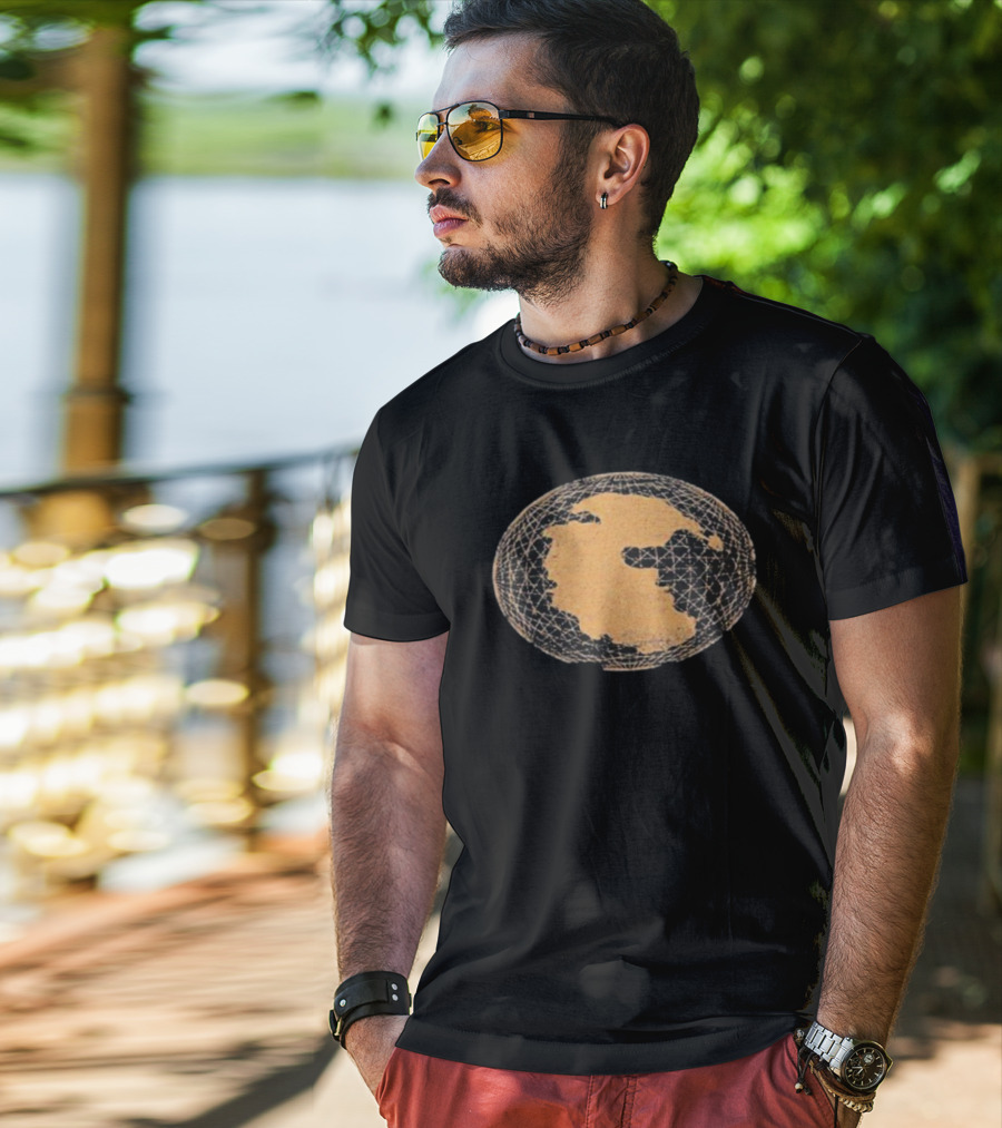 Pangaea Compass Map Retro Grid Earth T-Shirt