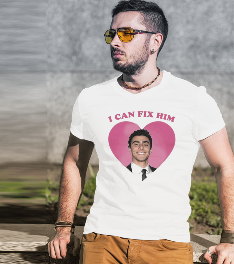 Luigi Mangione I Can Fix Him Pink Heart Background T-Shirt