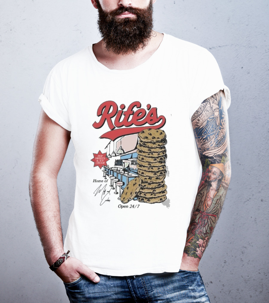 Rife's Diner 2025 Cookie Stack Retro Style T-Shirt