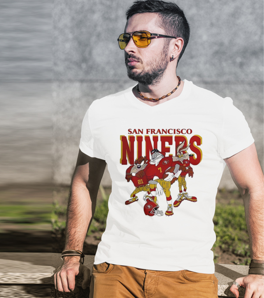San Francisco 49ers Looney Tunes Cartoon Characters In Team Uniforms T-Shirt