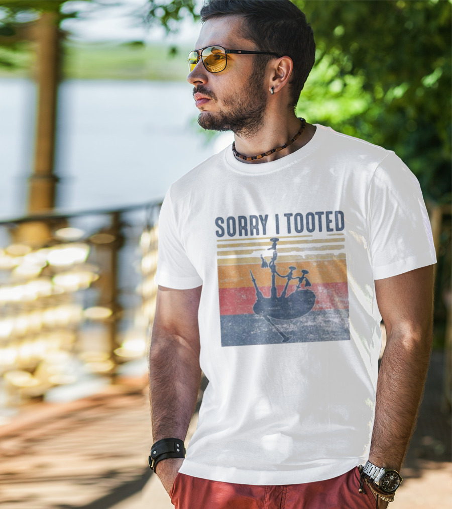 Sorry I Tooted Bagpipe Vintage Retro Stripes T-Shirt