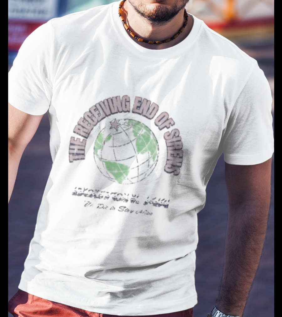 THE RECEIVING END OF SIRENS AURA CAMPGROUND LOVES TO HATE STRANGERS T-Shirt