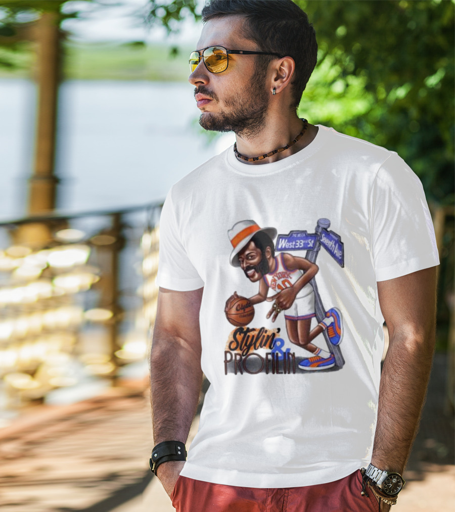 West 33rd St Seventh Ave Clyde Stylin Profilin New York Knicks Walt Frazier T-Shirt