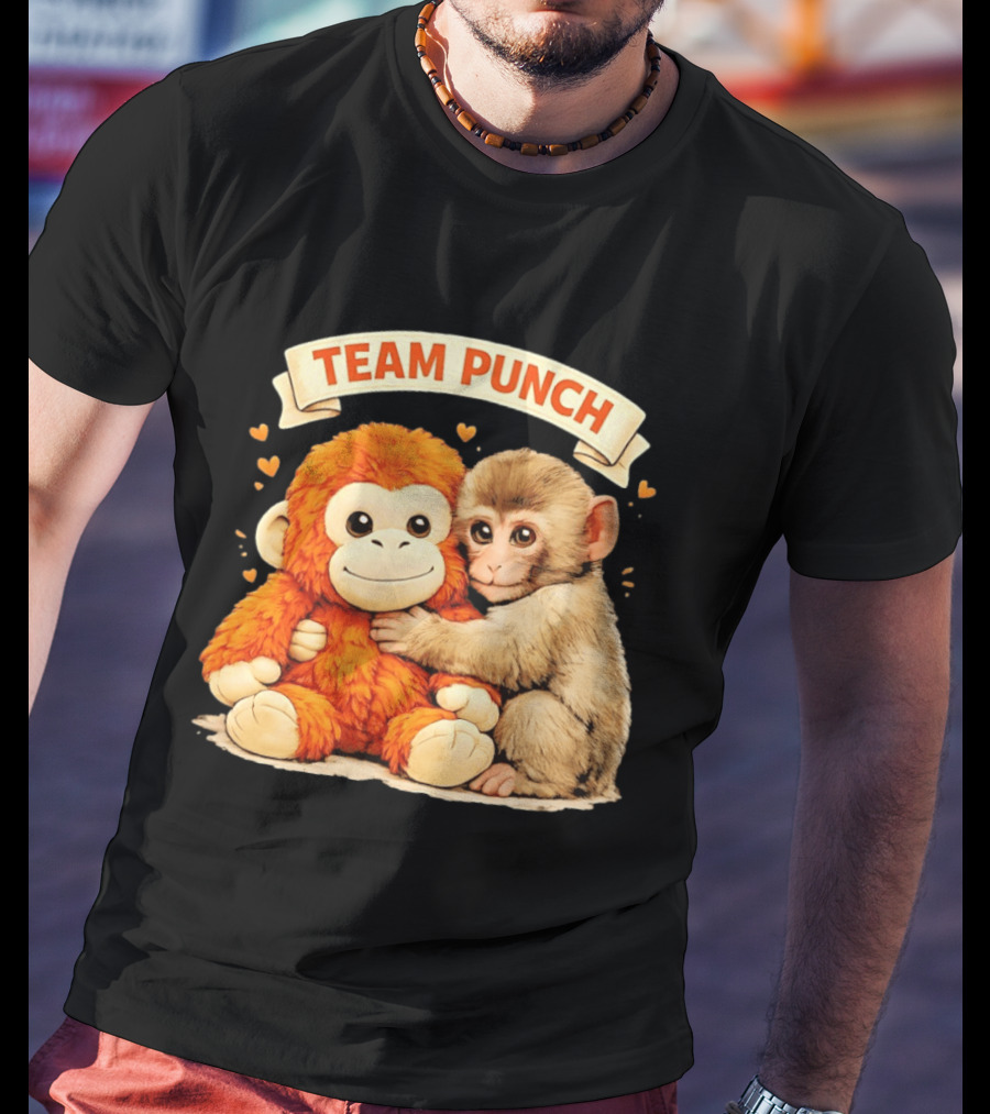 Team Punch Cute Baby Monkey Hugging Orange Plush Toy Charming Japanese Style Hearts T-Shirt