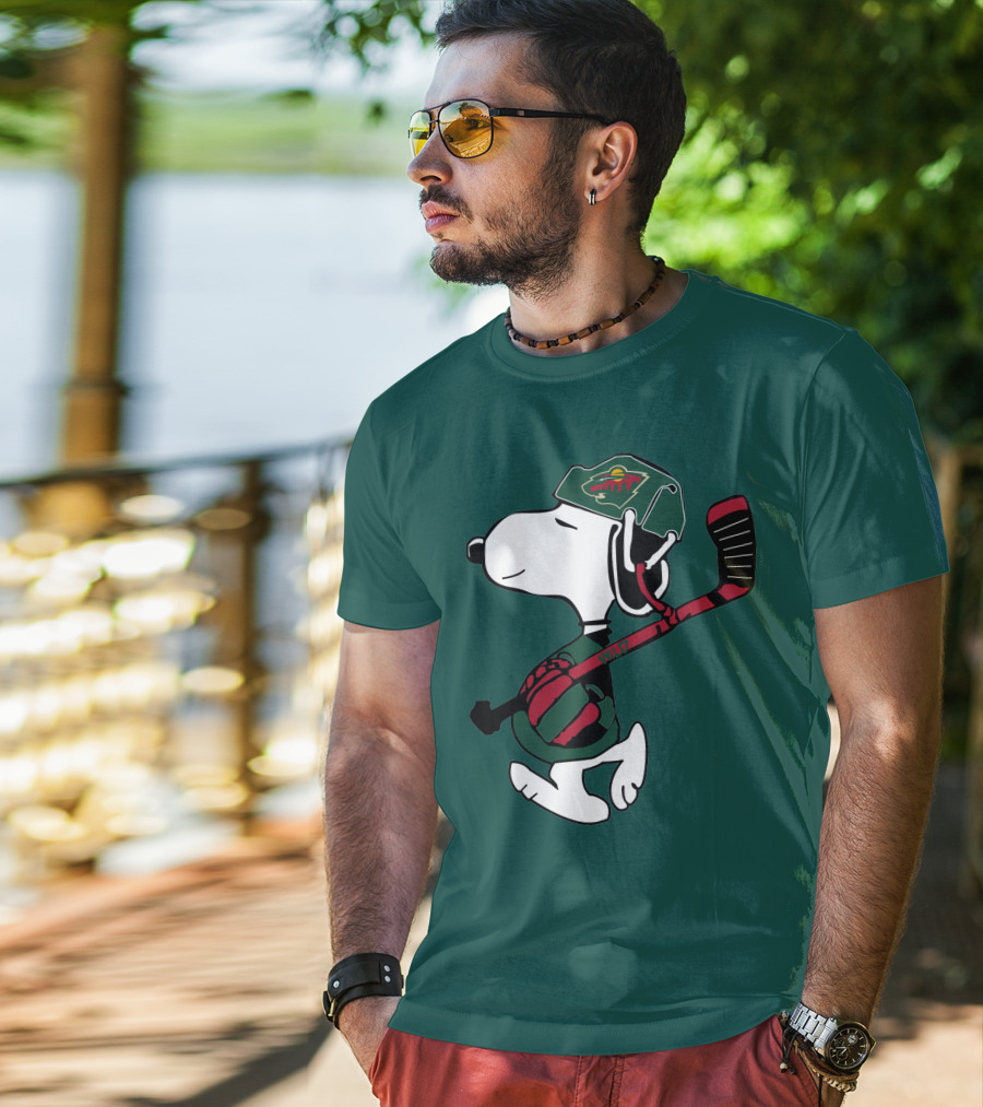 Minnesota Wild Snoopy Hockey T-Shirt