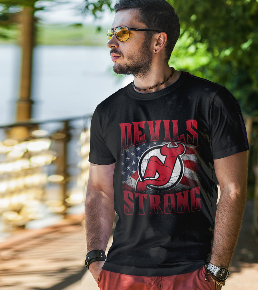 Devils Strong New Jersey Devils American Flag T-Shirt