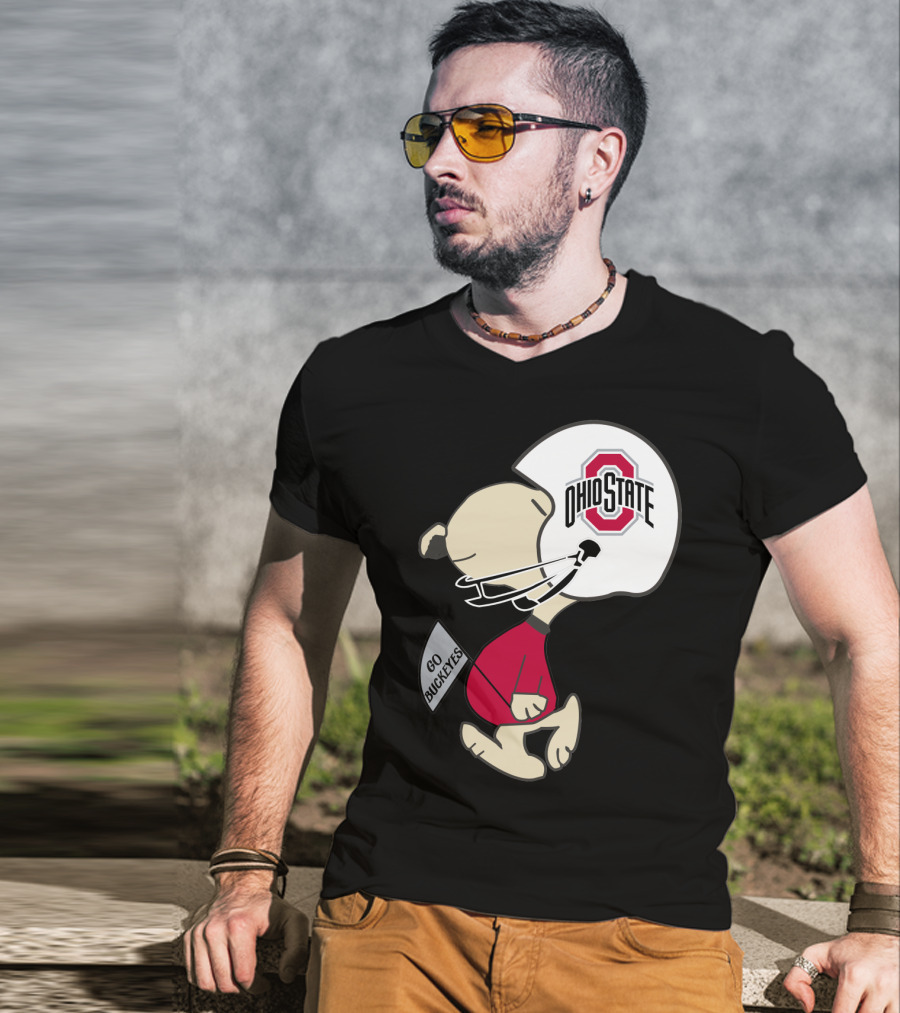 Snoopy Ohio State Buckeyes Go Buckeyes Football Helmet T-Shirt