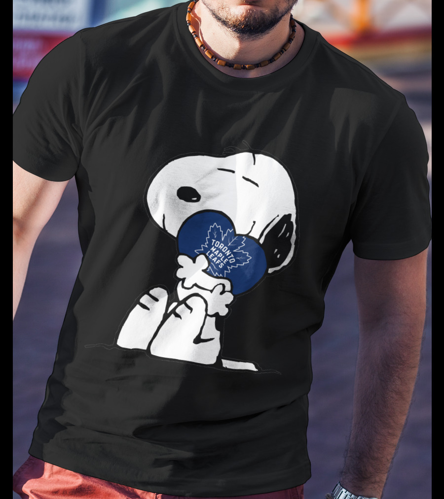 Snoopy Holding Toronto Maple Leafs Heart-Shaped T-Shirt