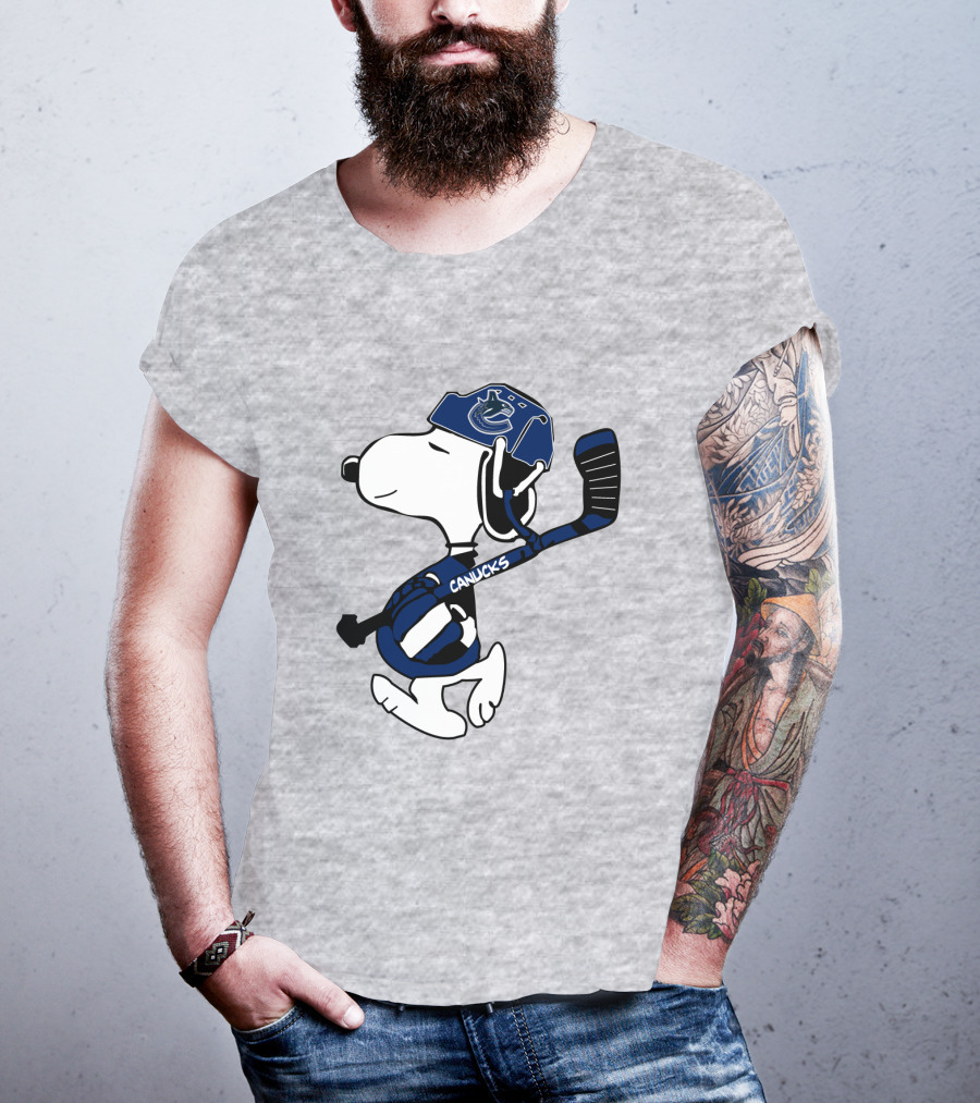 Vancouver Canucks Snoopy Hockey Player T-Shirt