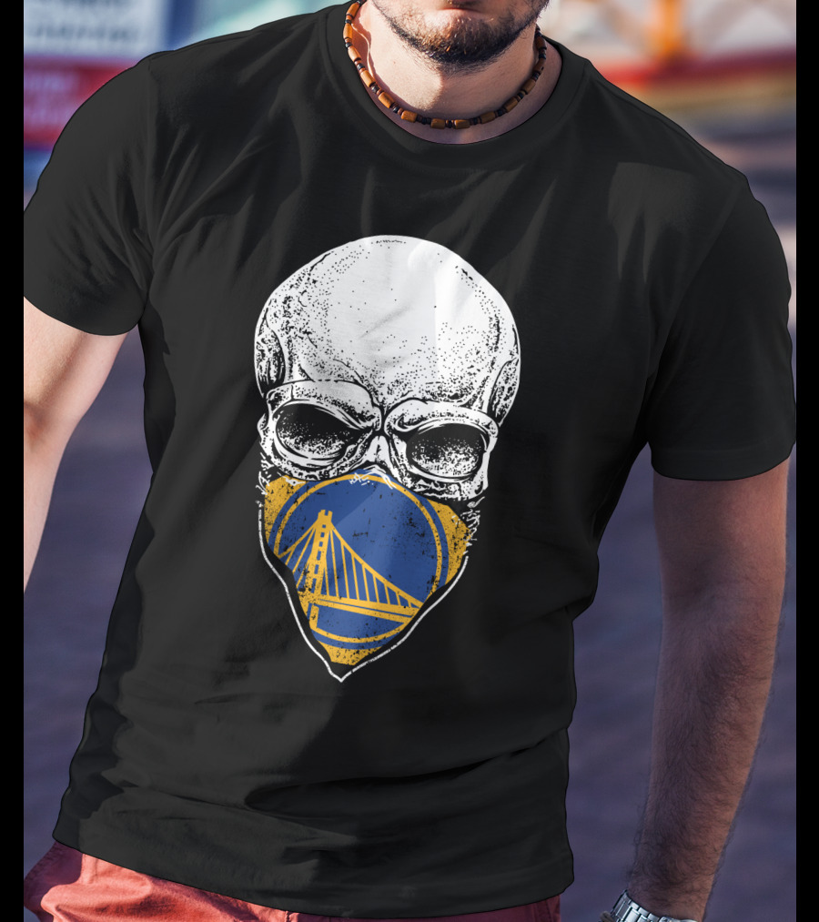 Golden State Warriors Masked Skull Bridge T-Shirt