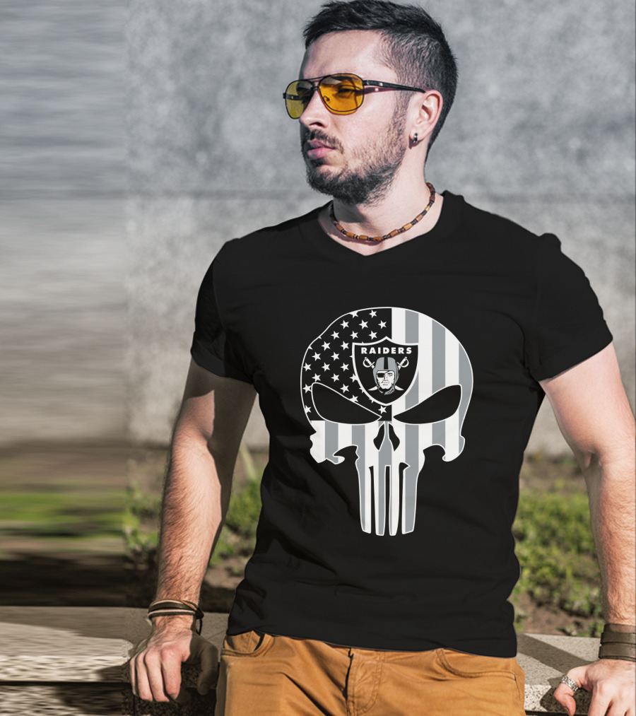 Raiders Skull With Flag T-Shirt