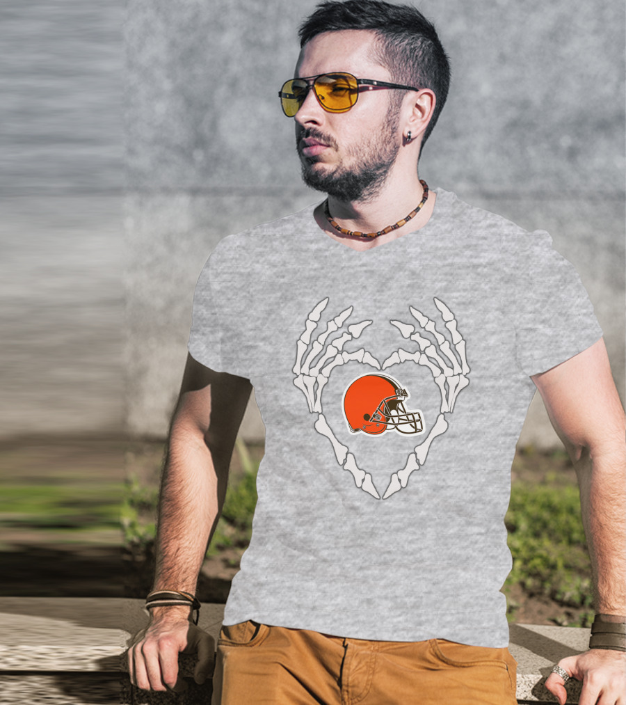 Cleveland Browns Helmet Skeleton Heart T-Shirt