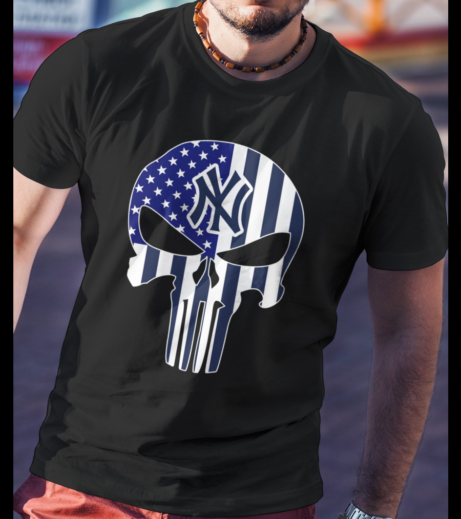 New York Yankees Skull With American Flag T-Shirt