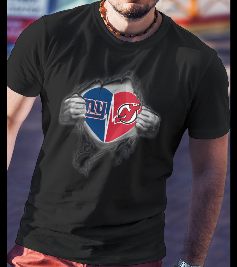 Giants New Jersey Devils Heartbeat Fans Split Loyalty T-Shirt