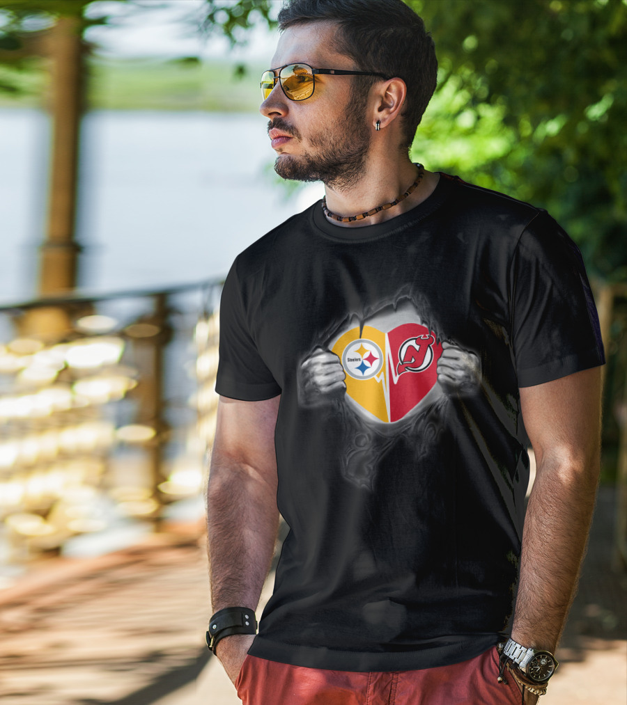 Steelers New Jersey Devils Heart Logo Fan Tribute T-Shirt