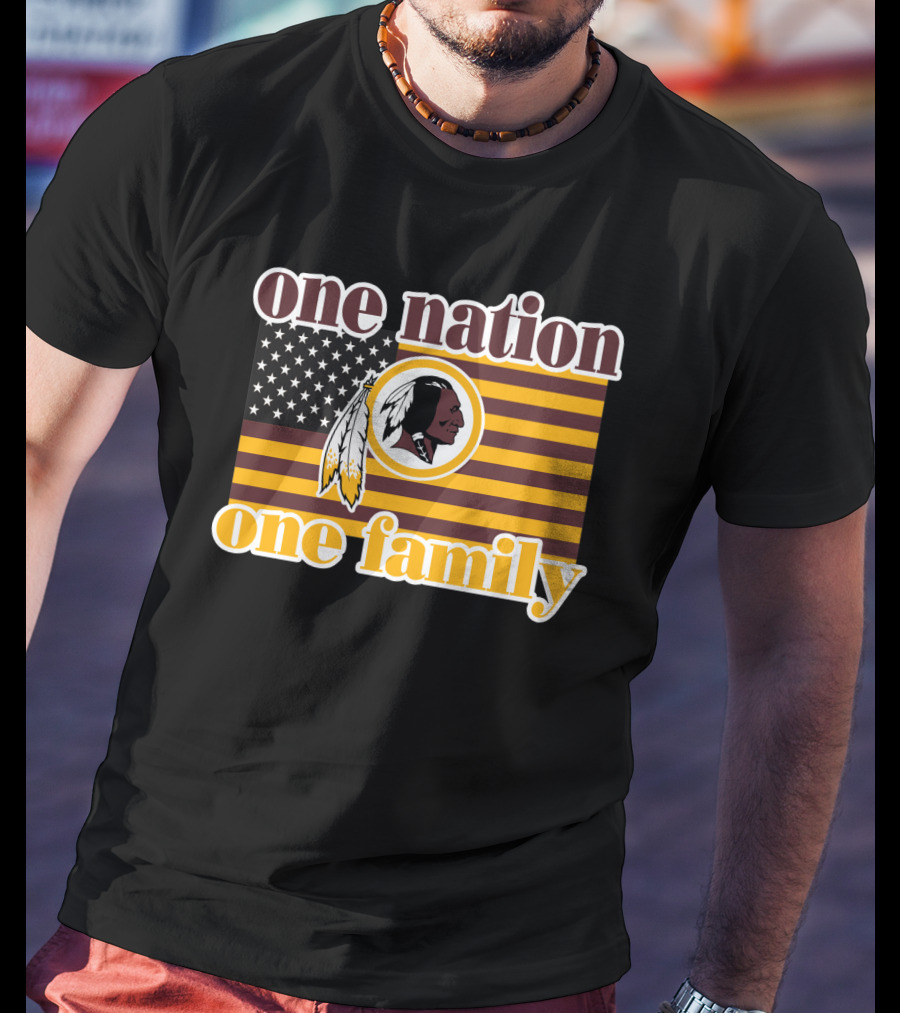 One Nation One Family Washington Redskins Logo American Flag T-Shirt