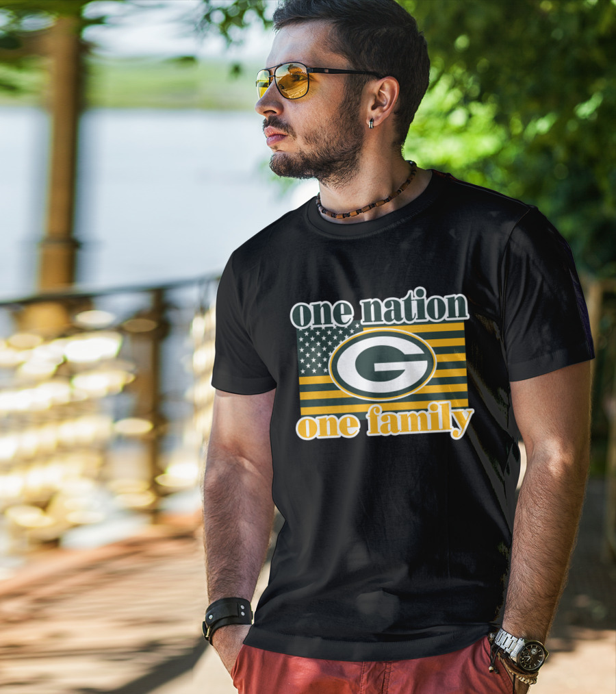 One Nation One Family Green Bay Packers T-Shirt