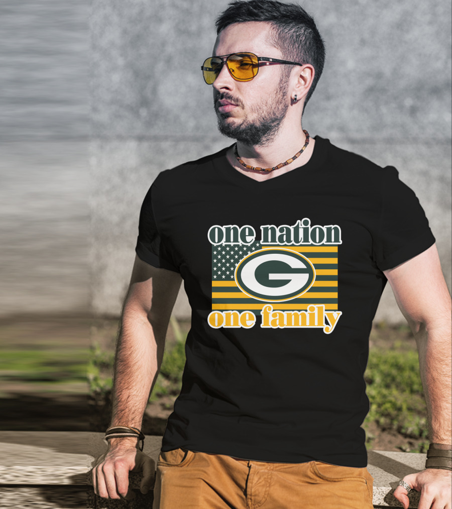 One Nation One Family Green Bay Packers T-Shirt