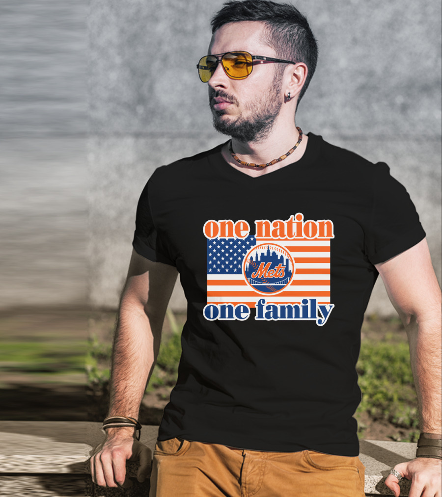 One Nation One Family New York Mets 44 Patriotic American Flag T-Shirt