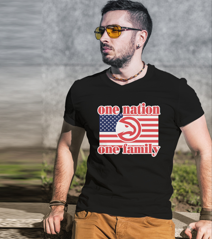 Atlanta Hawks One Nation One Family Usa Flag T-Shirt