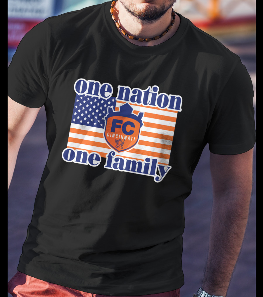 One Nation One Family Fc Cincinnati United States Flag T-Shirt