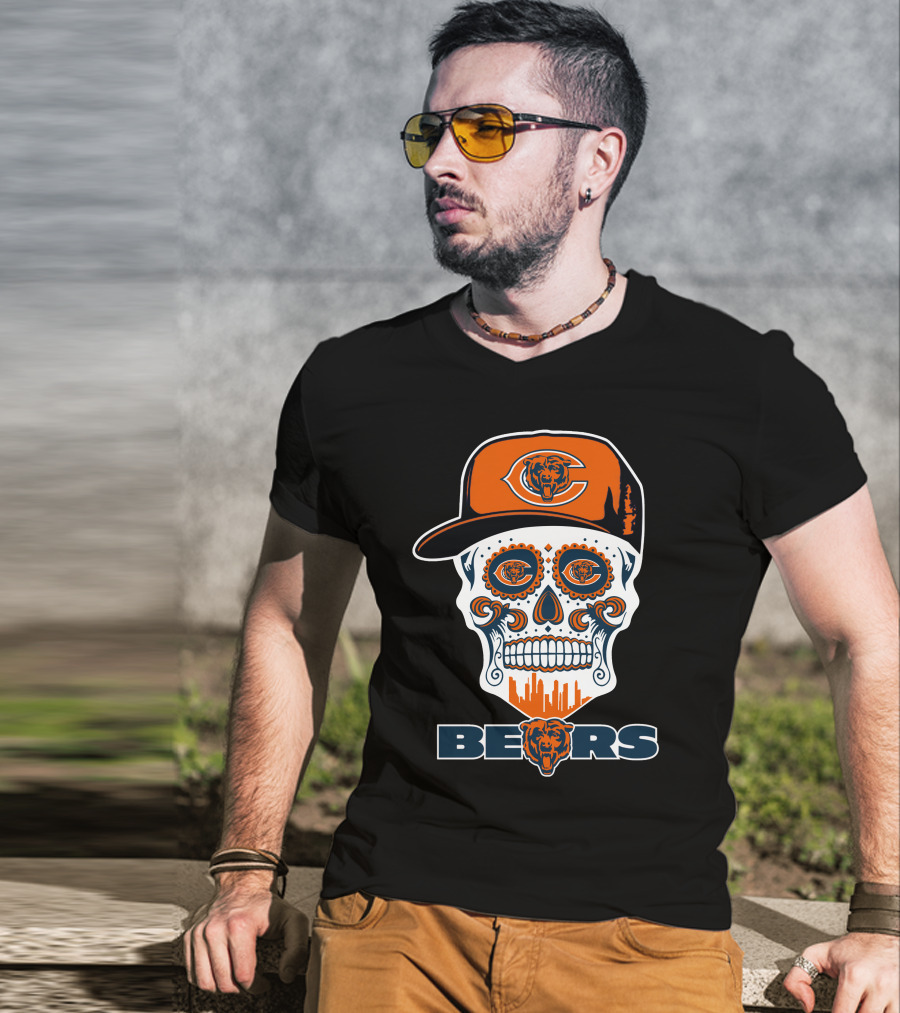 Chicago Bears Skull Hat Urban Skyline T-Shirt