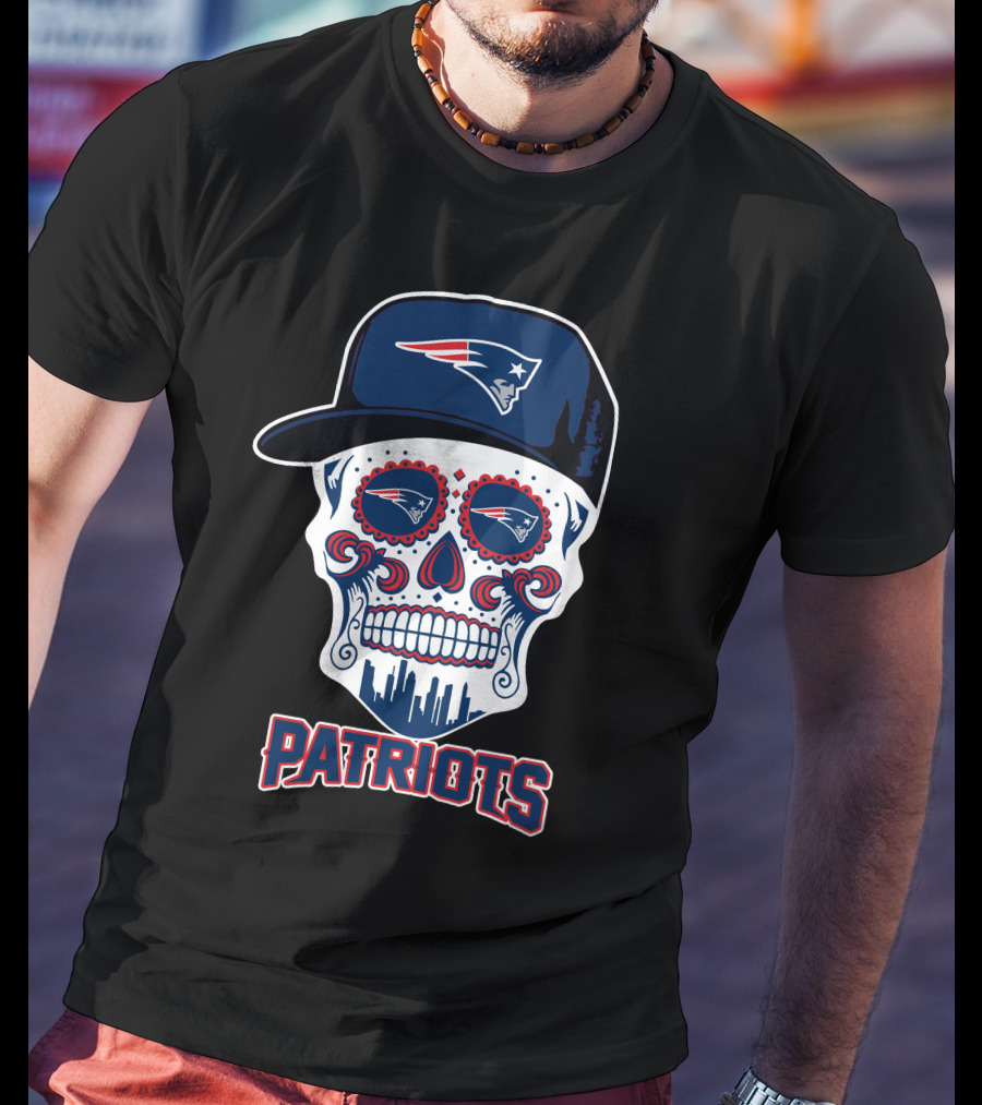 New England Patriots Skull With Hat And Cityscape T-Shirt