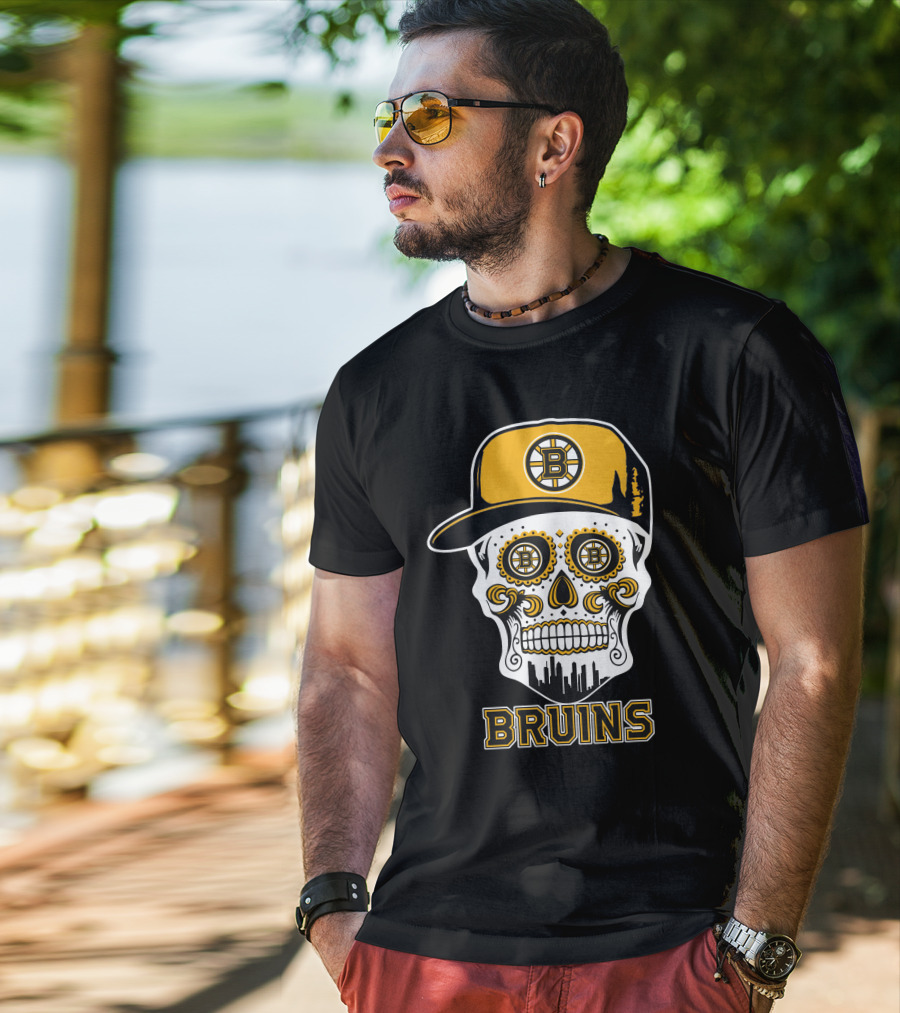 Boston Bruins Skull Iconic Hockey Hat T-Shirt