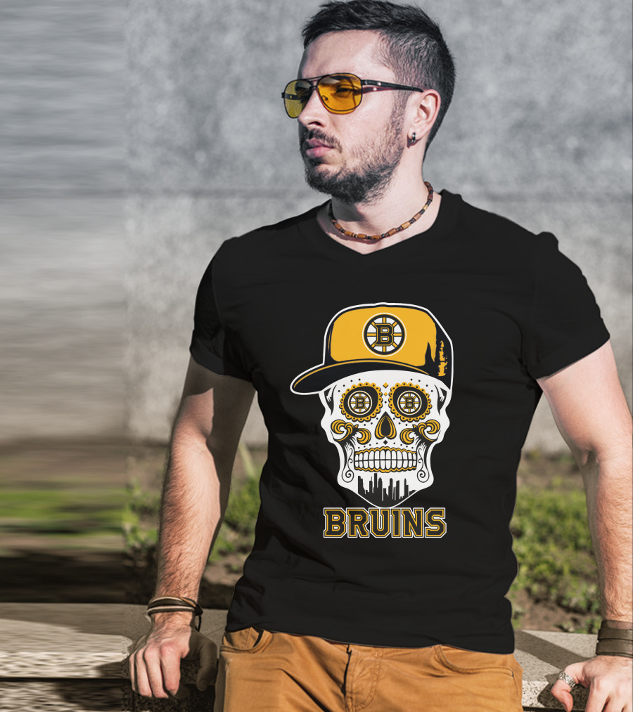 Boston Bruins Skull Iconic Hockey Hat T-Shirt