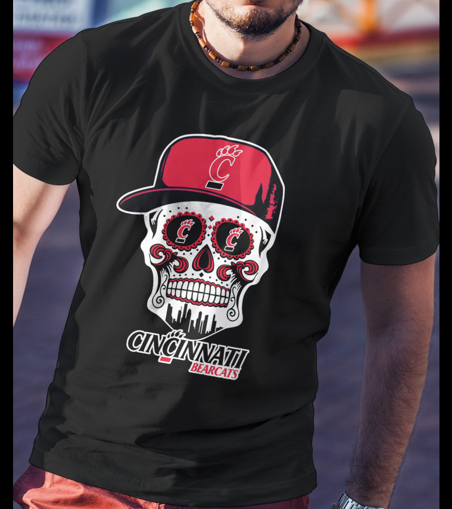 Cincinnati Bearcats Skull With Red Cap And Cityscape Elements T-Shirt