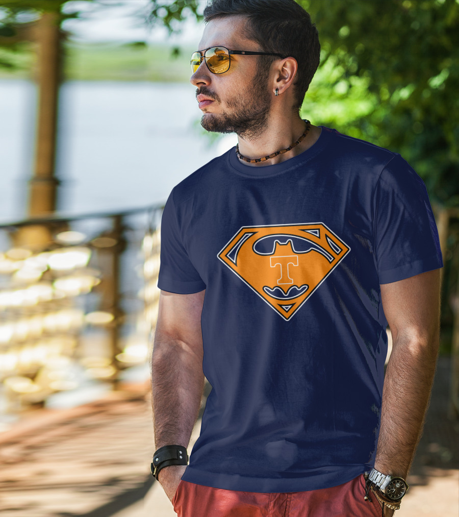 Superman Batman Tennessee Volunteers Logo T-Shirt