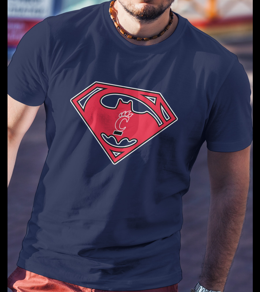 Cincinnati Bearcats Superhero Logo 1984 T-Shirt