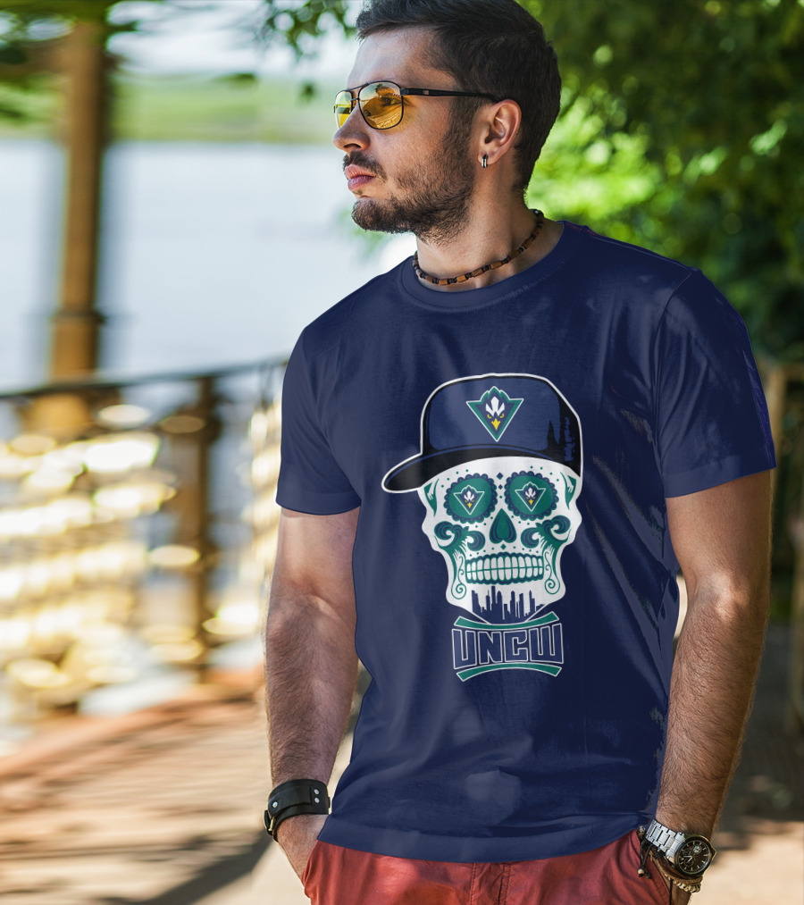 Uncw Seahawks Sugar Skull With Hat T-Shirt
