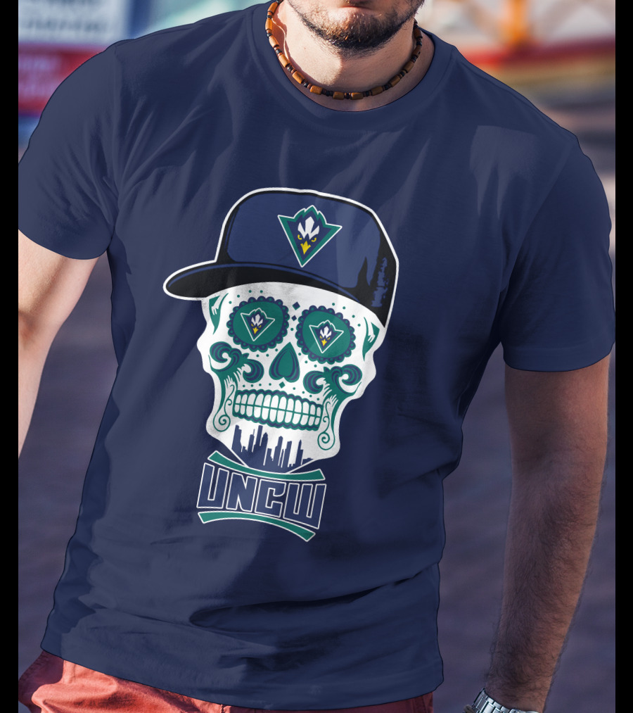 Uncw Seahawks Sugar Skull With Hat T-Shirt