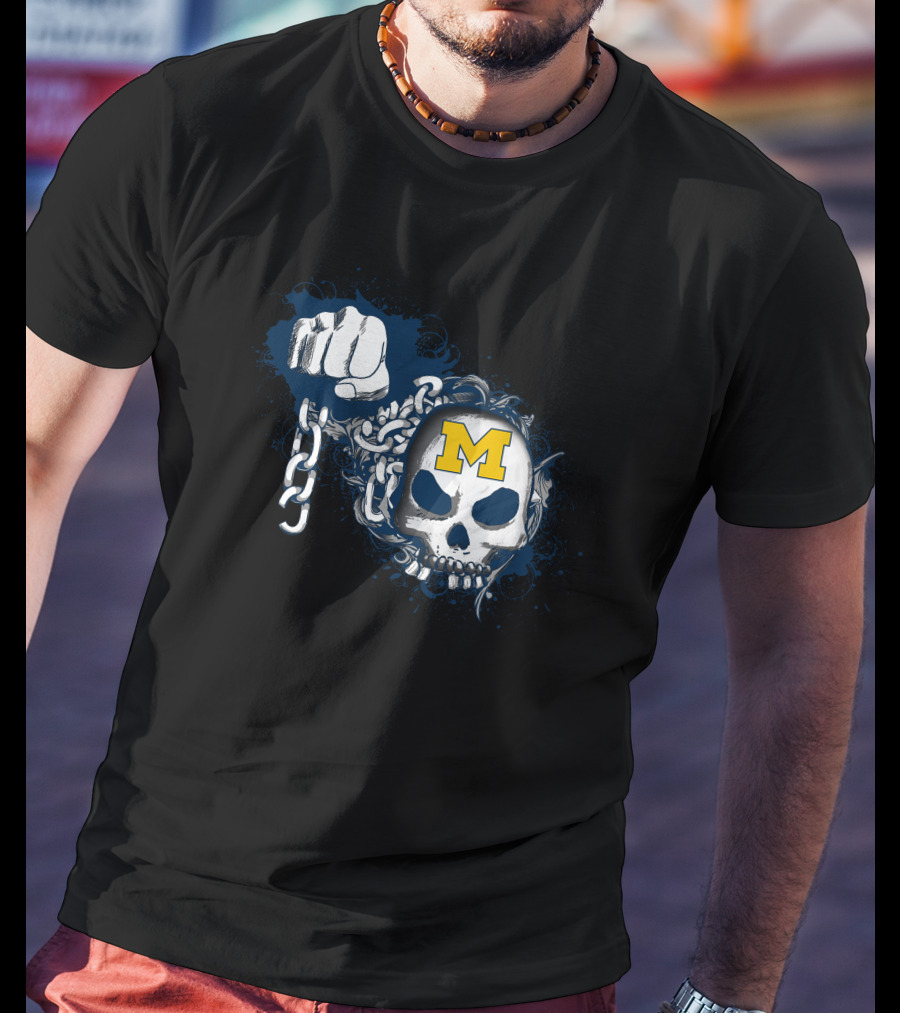 Michigan Wolverines Skull Logo With Chain And Fist T-Shirt