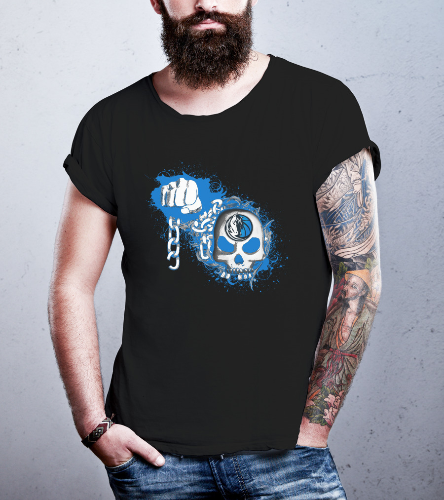 Dallas Mavericks Skull And Fist Chain T-Shirt