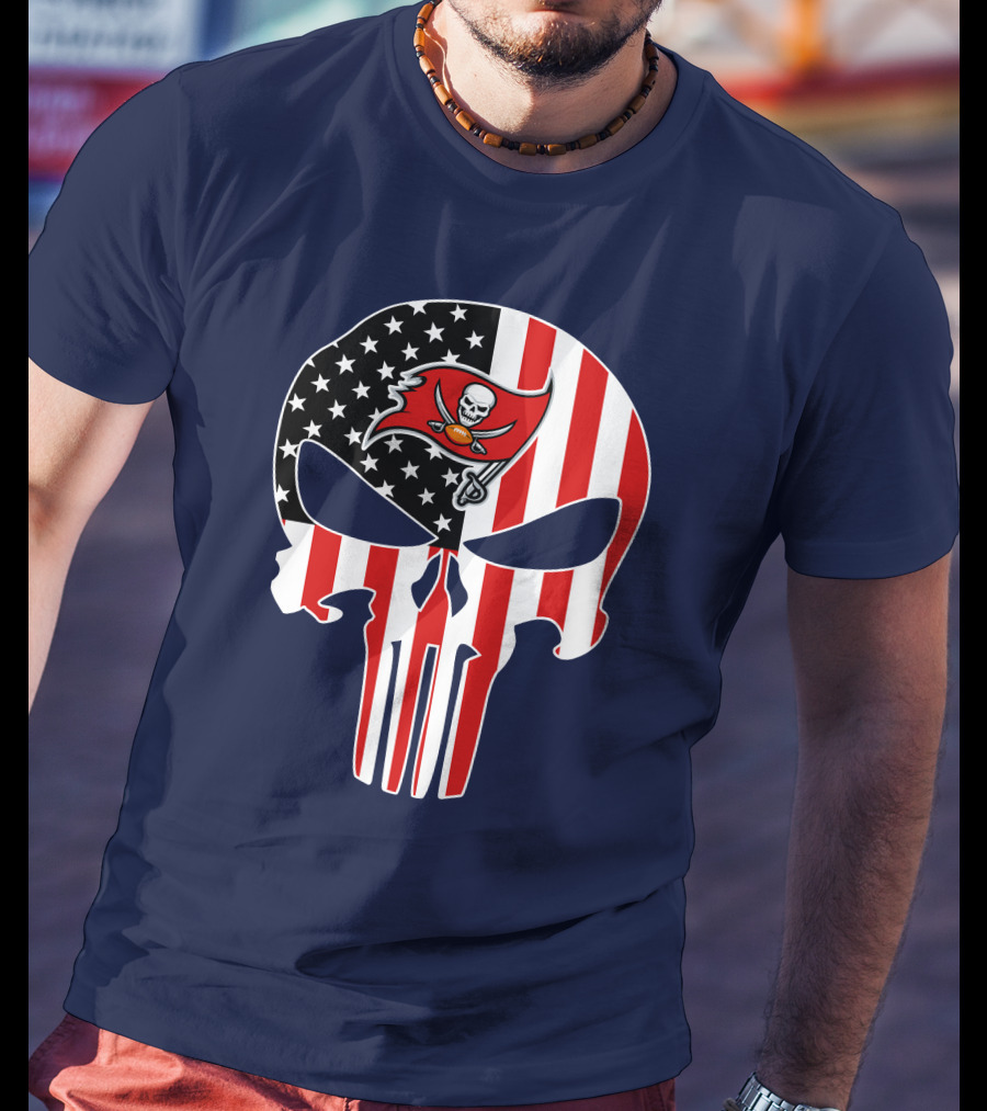 Tampa Bay Buccaneers American Flag Punisher Skull T-Shirt