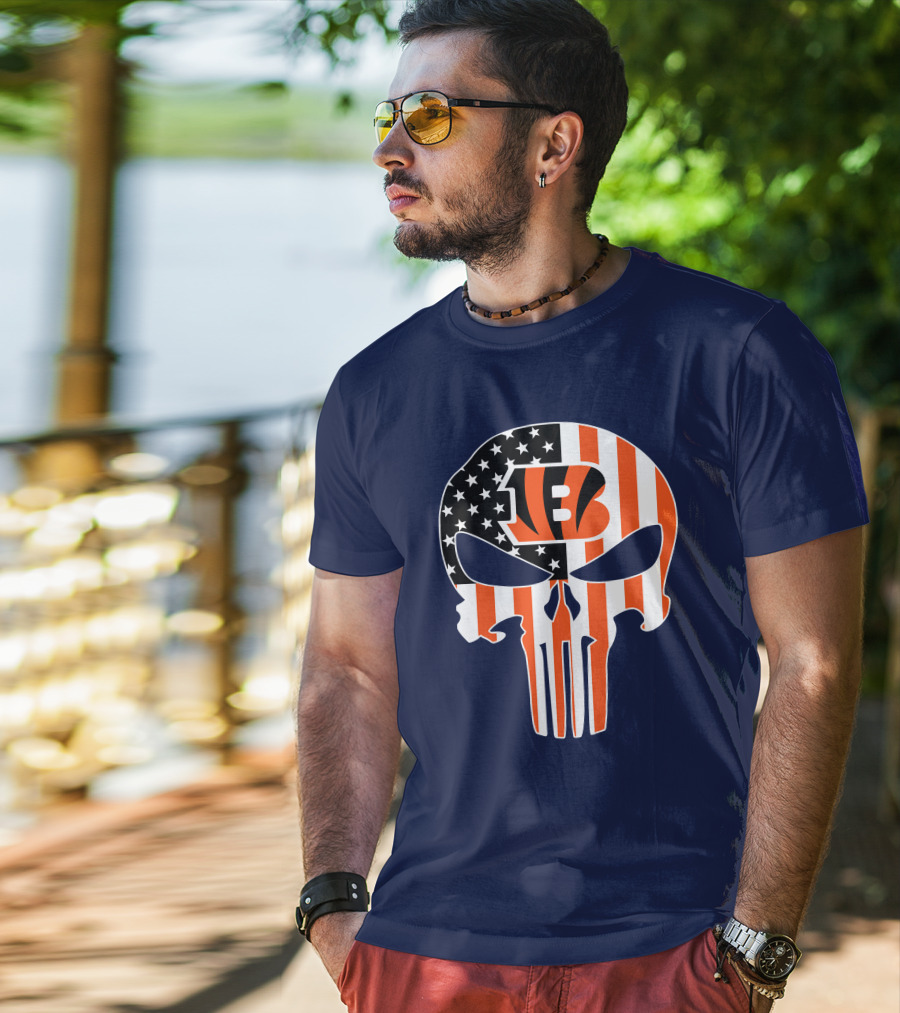 Cincinnati Bengals Skull Logo American Flag T-Shirt
